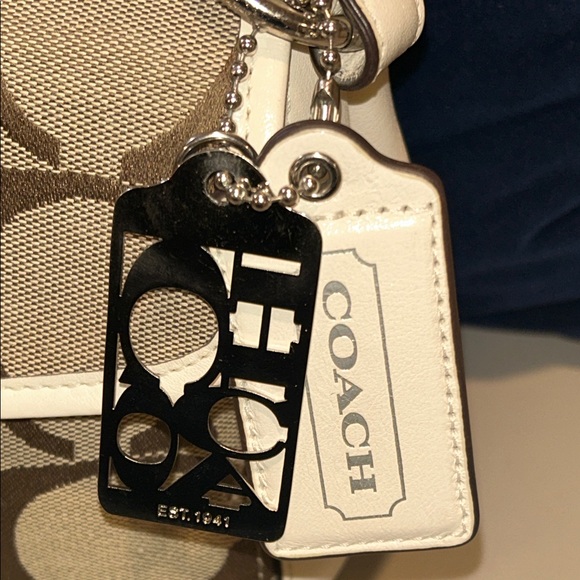 Coach Willis 70th Anniversary Signature Legacy Chalk White Leather Satchel - Picture 6 of 17